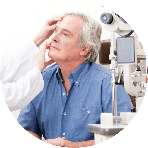 Man gets a macular degeneration examination at Family Vision Optical